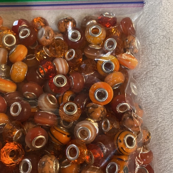 Orange/silver bead lot - Picture 5 of 6